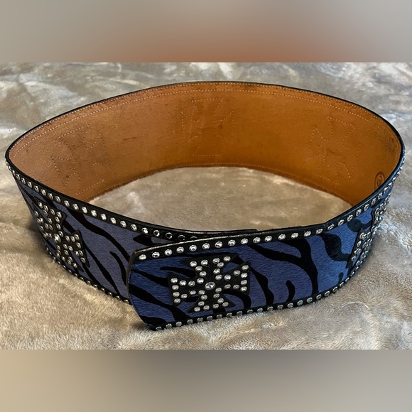 3D Belt Co wide leather and cowhide belt. Belt adjusts 36” to 40” x 4” wide. - Picture 1 of 7